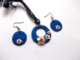 Set colier si cercei&nbsp;din fimo cu flori albe 36951