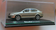 Macheta Skoda Octavia 2 Sedan (sahara bej) - Abrex 1/43 foto