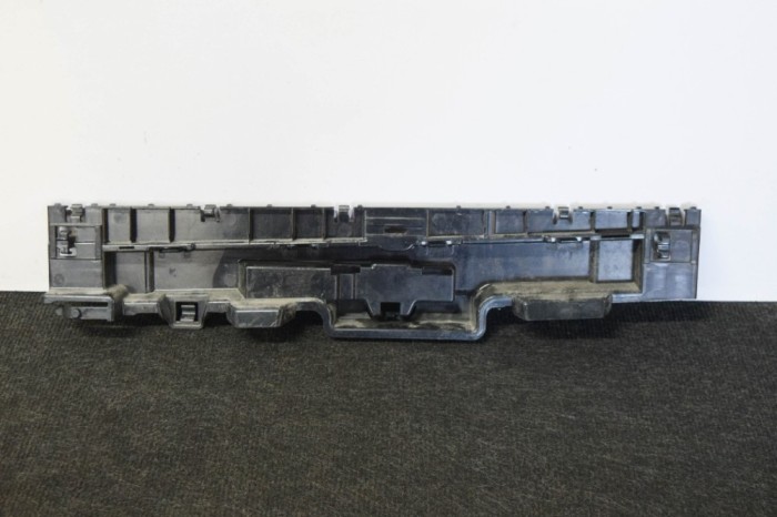 Suport prag lateral dreapta față BMW 3 Gran Turismo F34 2014 OEM: 7293742 11276454