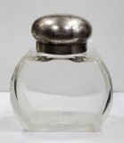 Sticla de parfum din cristal si montura argintata, cca. 1920
