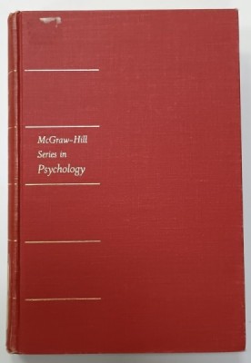 SCALES FOR THE MEASUREMENT OF ATTITUDES by MARVIN E. SHAW and JACK M. WRIGHT , 1967 foto