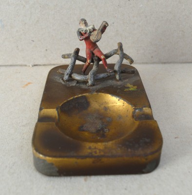 Veche scrumiera Niagara Falls Canada foto