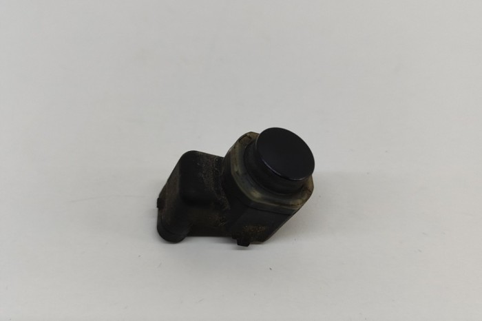 Senzor de parcare față BMW 7 F01, F02 2011 OEM: 9231283 28431646