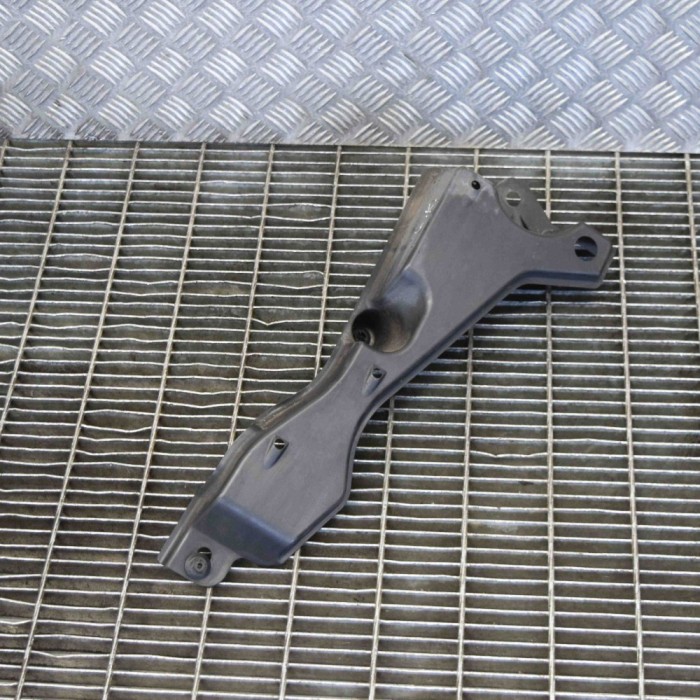 Scut motor st&acirc;nga spate LEXUS NX _Z1_ 2018 OEM: 58398-42022