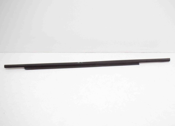 Chedar geam ușă dreapta spate MAZDA CX-3 DK 2016 OEM: 1601202210