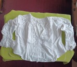 Ie taraneasca veche lucrata manual