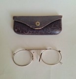 Ochelari pince-nez, cu etui original, cca. 1900