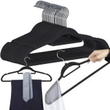 Set 20 umerase catifelate negre antialunecare cu carlig rotativ Ruhhy