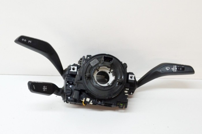 Maneta semnalizare ștergătoare AUDI A3 Sportback 8VA, 8VF 2016 OEM: 5Q0953549E,8V0953502AH 14628403