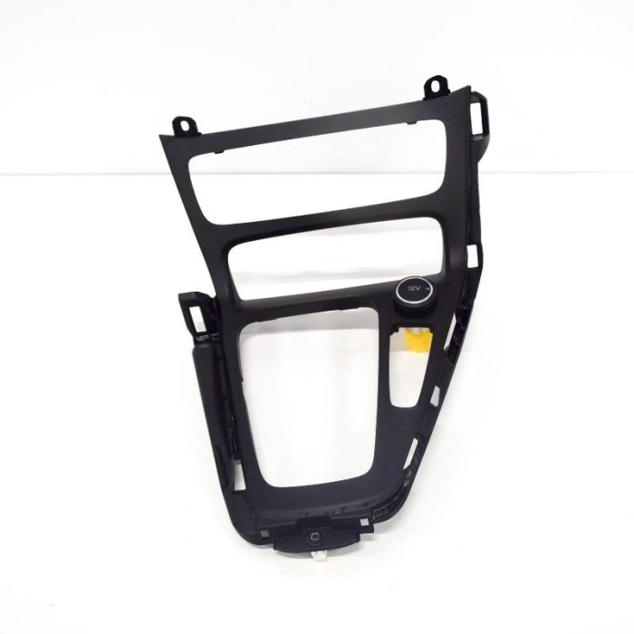 Ornament consola centrală FORD FOCUS III 2018 OEM: F1EB-A044H83-B,F1EB-A044H83-D,F1EB-A044H83-BJW,F1EB-A044H83-DJW 10599070