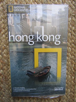 Hong Kong National Geographic Traveler, Phil Macdonald, 2010, Adevarul Holding IN TIPLA foto