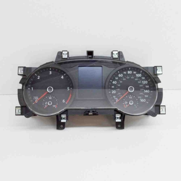 Ceas de bord VW PASSAT Variant B8 3G5 2015 OEM: 3G0920941,A2C92081800