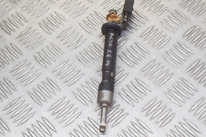 Injector de combustibil PORSCHE CAYENNE 92A 2013 OEM: 03H906036A 13146018