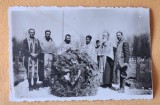 fotografie veche de colectie, perioada regala, anii 1920, imagine cimitir, serviciu religios - Galati