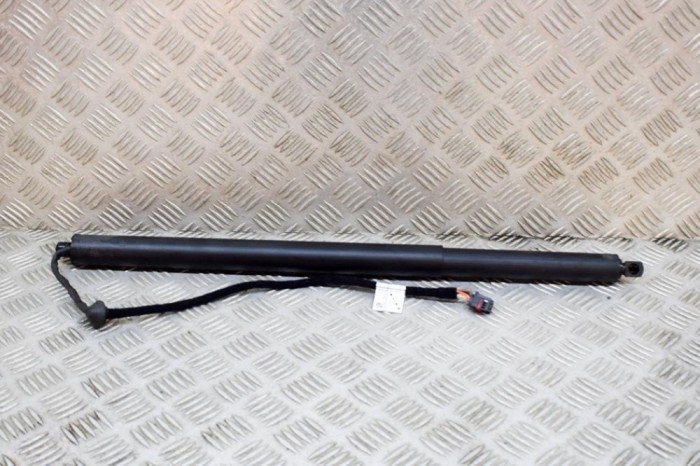 Amortizor haion dreapta MASERATI LEVANTE SUV M161 2023 OEM: 670181846,06701818460 21094518