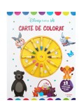 Cumpara ieftin Disney Bebe. Carte de colorat. 12 creioane mici pentru maini de pitici