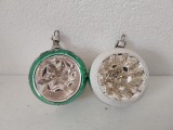 Lot 2 globuri vechi vintage West Germany, Craciun, model deosebit, cca 6cm diametru