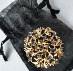 Brosa-VINTAGE- placata Aur galben 18k si Swarovski -martisor