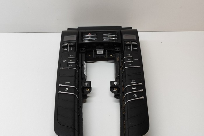 Panou de butoane PORSCHE MACAN 95B 2016 OEM: 95B.907.040.AF,95B907040AF,95B907041L,95B.907.041.L,95B.907.042.T,95B907042T | 22297080