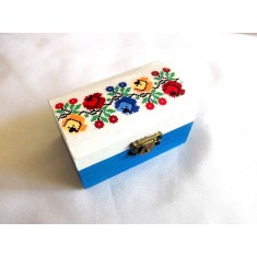 cutie lemn decorata cu motiv traditional 43632