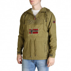 Geographical Norway - Chomer_man foto