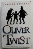 OLIVER TWIST by CHARLES DICKENS , 2005 , PREZINTA INSEMNARE PE PAGINA DE TITLU *