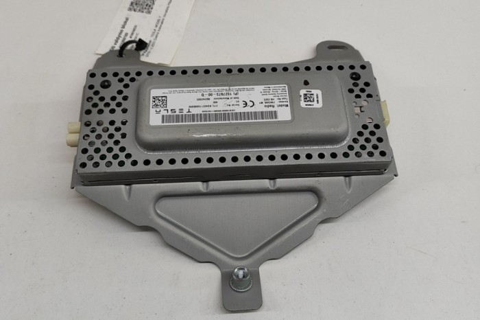 Alt modul de control TESLA MODEL Y 2023 OEM: 1527973-00-D 22266180