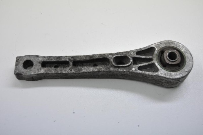 Suport cutie de viteze VW TIGUAN 5N_ 2010 OEM: 3C0199855M 1830153
