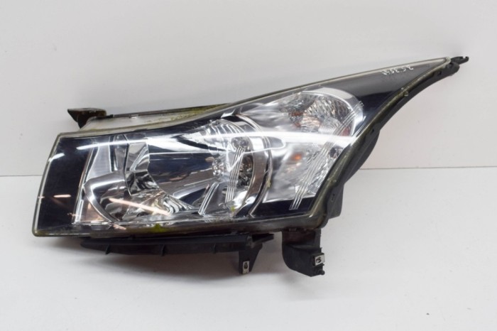Far st&acirc;nga față CHEVROLET CRUZE Hatchback J305 2012 OEM: Hatchback | 14593190