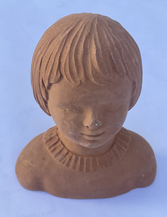 Bust de copil, Atelier ceramica scandinava, semnat JY