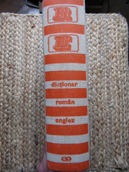 DICTIONAR ROMAN ENGLEZ - LEON LEVITCHI , 1973