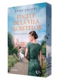 Cumpara ieftin Fiicele de la Vila Secretelor. Povestea continua/Anne Jacobs