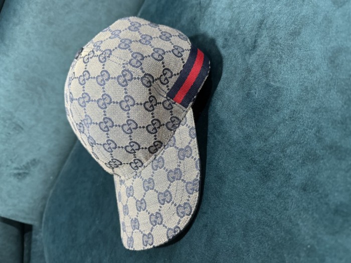 Șapcă Gucci GG Canvas