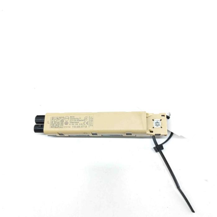 Amplificator de antena VW ID.5 E39 2022 OEM: 11E035577B