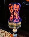 Abajur din dantela si margele in stil Victorian