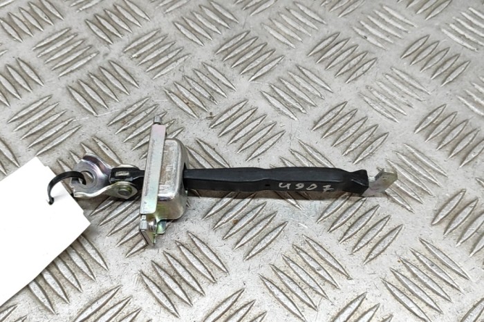 Limitator ușă dreapta spate TOYOTA C-HR _X2_, _H2_ 2024 OEM: 68630-F4060 28292179