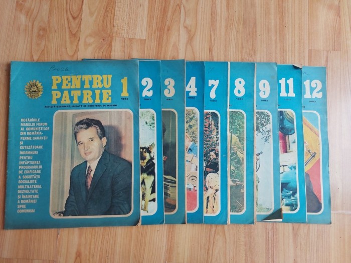 Lot 9 reviste "Pentru Patrie" din anul 1983