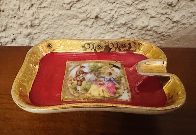 MINIATURA- SCRUMIERA DIN PORTELAN- MARCAJ PORZELLAN KARLSBADER WERTAKBEIT 1921
