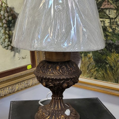 Vintage lampă de cameră cu corp din fontă