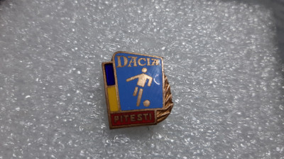 Insigna Dacia Pitesti foto