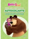 Prima mea carticica cu autocolante. Aventuri in padure. Masha si Ursul/***