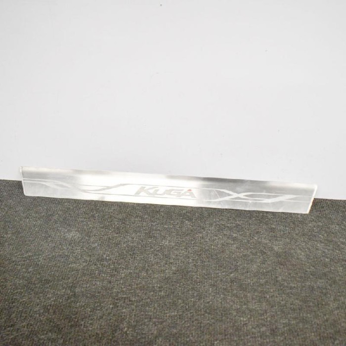 Ornament prag st&acirc;nga față FORD KUGA II DM2 2014 OEM: CV4J-S13200-AA | 10597795