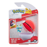 Cumpara ieftin Pokemon - Figurine Clip N Go, Froakie &amp; Poke Ball