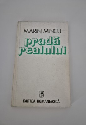 Carte cu autograf Marin Mincu Prada realului Versuri foto