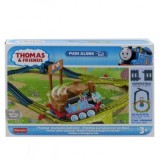 Set de joaca cu locomotiva push along Thomas si accesorii