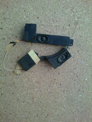 Set difuzoare Asus K54L foto
