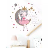 Cumpara ieftin Sticker Perete Autocolant, Fetita pe Luna, cu Stele 83x61cm - 322136