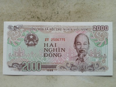 VIETNAM-2000 DONG 1988 foto