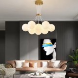 Lustra pendul LOFT Bagliore cu 7 globuri opace, auriu, &icirc;naltime reglabila