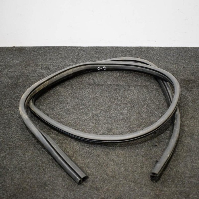 Garnitura ușă dreapta spate FORD KUGA II DM2 2013 OEM: CJ54S20708CJ54S253A10 | 3485261